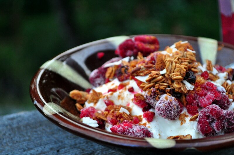yogurtgranolabowl