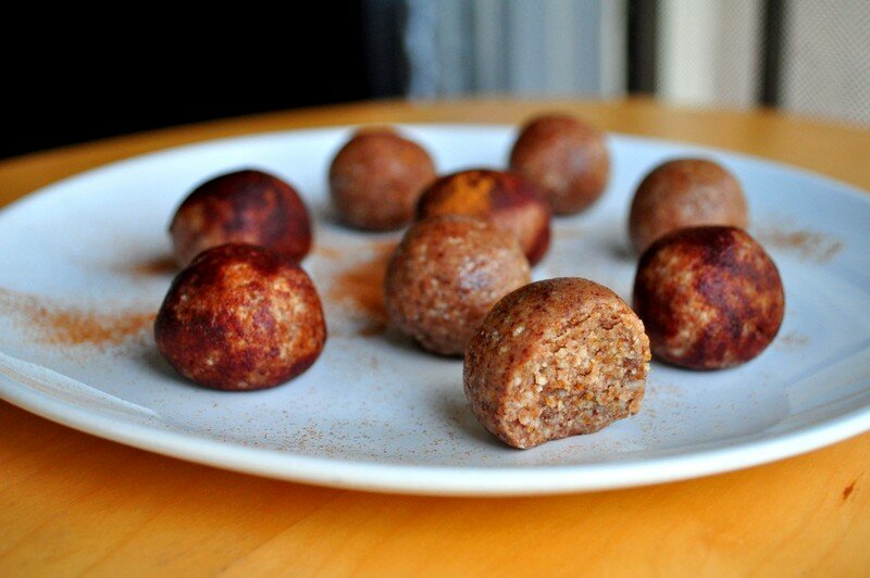 No-Bake Pale-Holes! (Paleo Donut Holes)